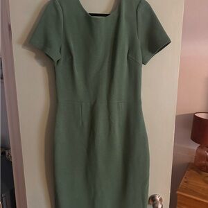 Elegant Green Women's Dress
